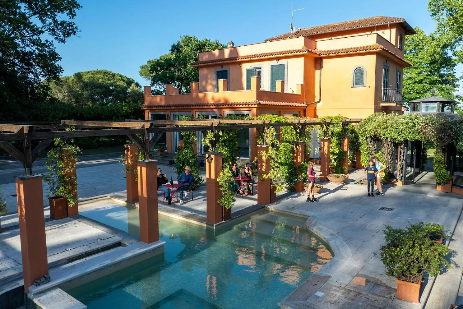 Hero'S Garden Relais Rome Aparthotel